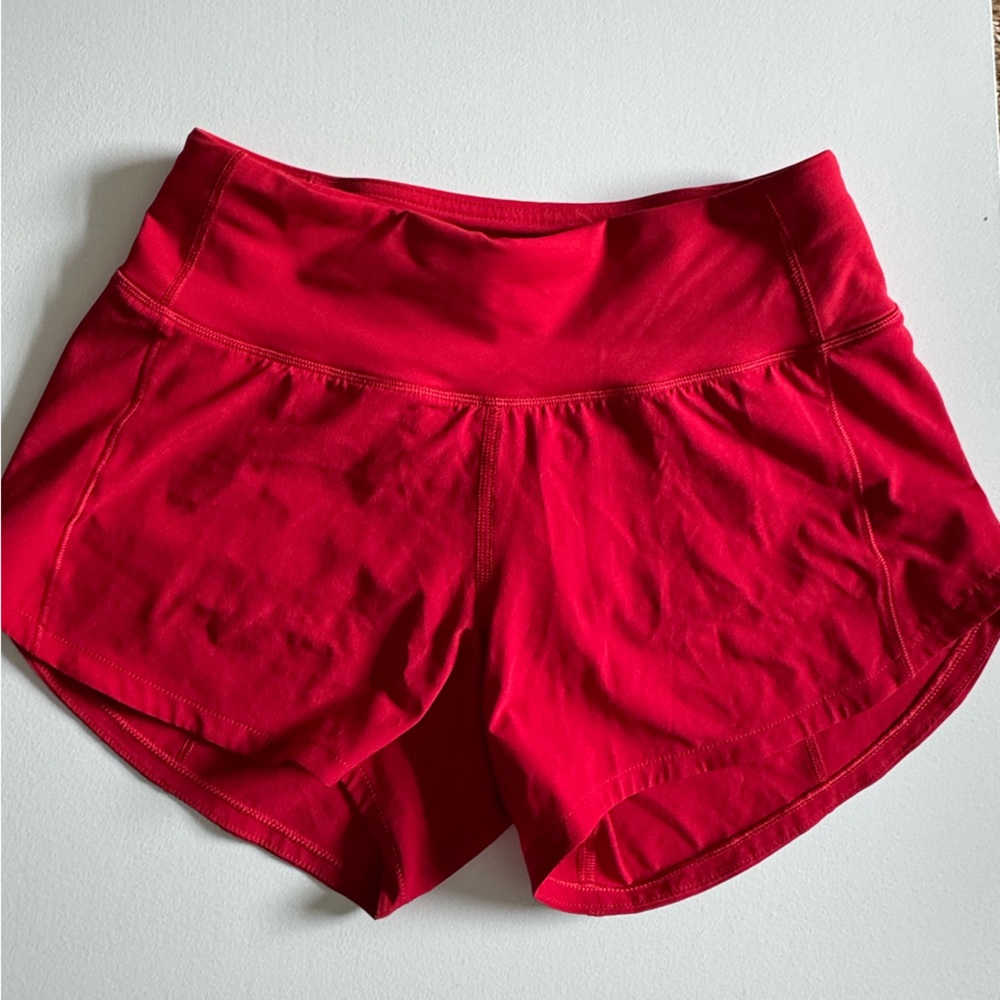 Lululemon Low Rise Speed Up Shorts 2.5 Inch Size 0 in Dark Red
